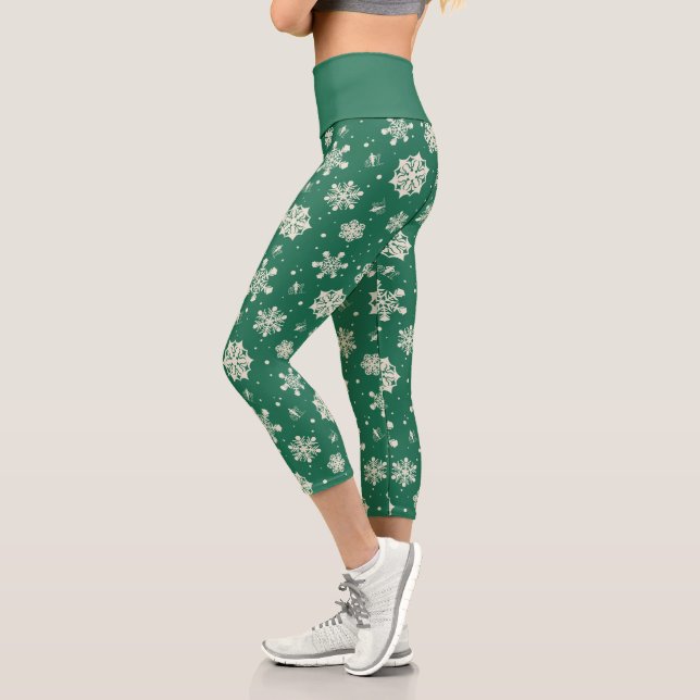 Buddy the Elf Snowflake Pattern Capri Leggings (Left)