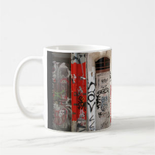 building graffitis coffee mug