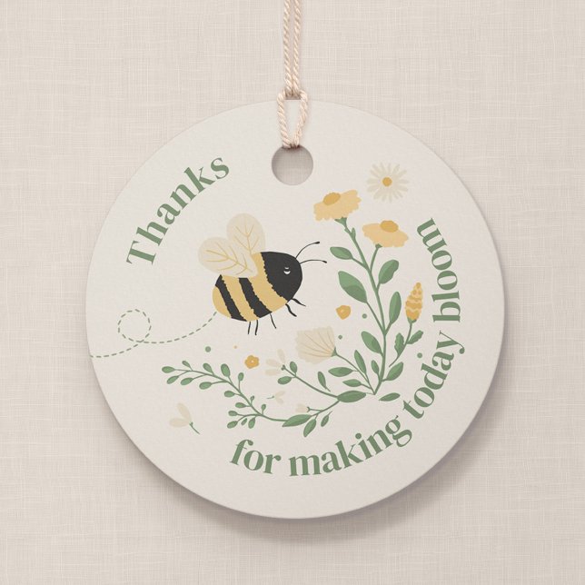 Bumble Bee and Wildflower Round Party Favour Tag (Wildflower Flight - Round Thank You Tag)