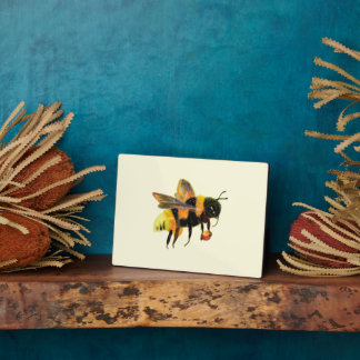 Bumble Bee carrying pollen   Plaque