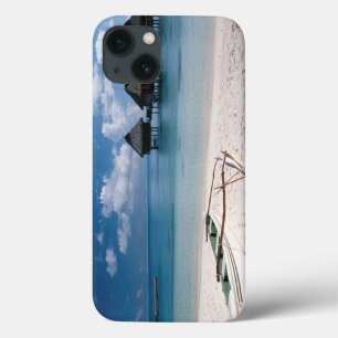 Bungalows from beach Motu Toopua iPhone 13 Case