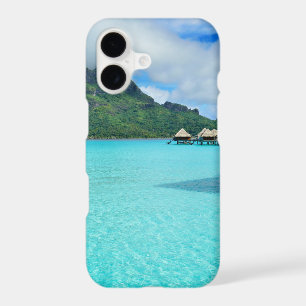 Bungalows sur l'eau dans le lagon de Bora Bora pou
