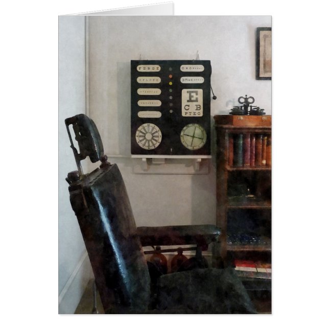 Bureau du médecin des yeux avec plan oculaire (Devant)