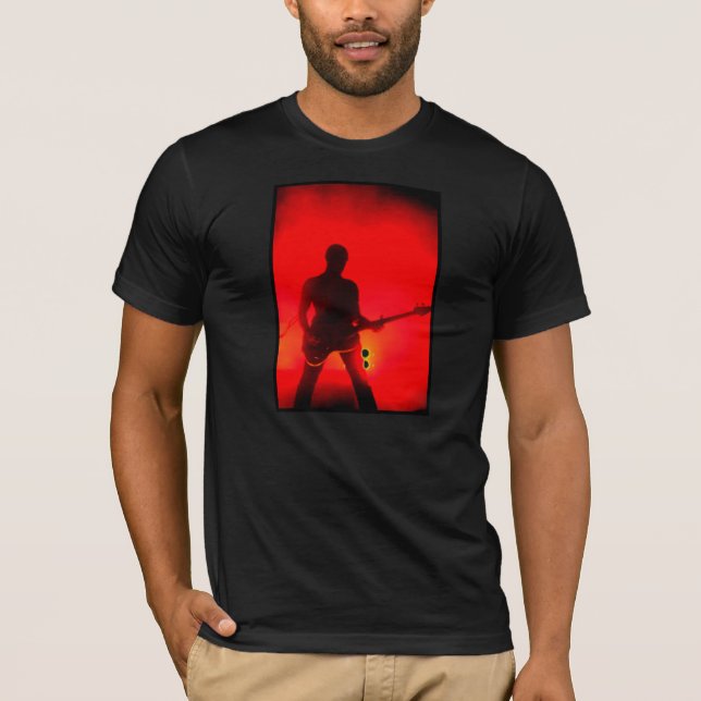 Burgan. T-Shirt (Front)