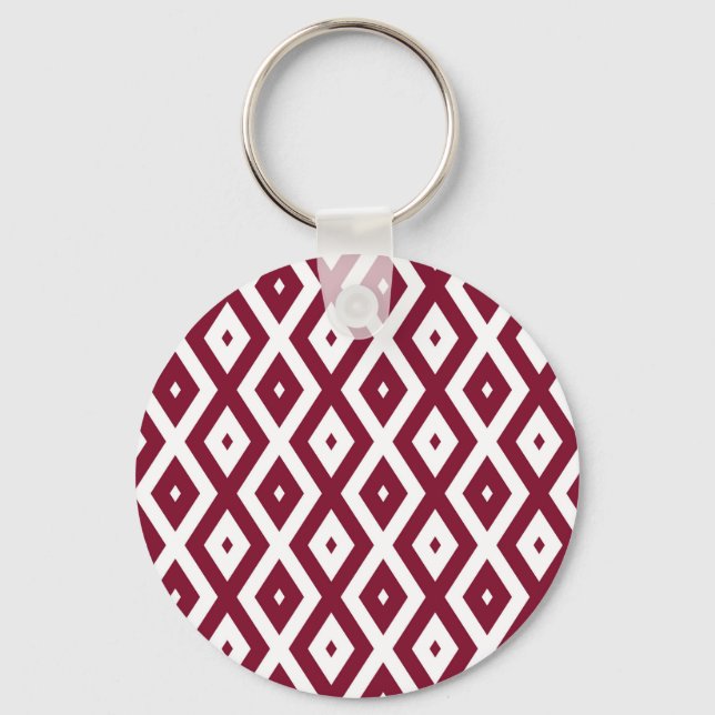 Burgundy and white diamond pattern keychain (Front)
