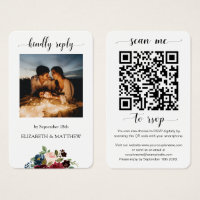 Burgundy Floral Photo QR Code Analysez-moi à RSVP