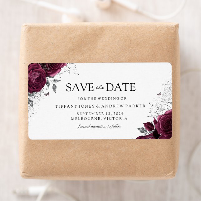 Burgundy Maroon Floral Adresse de retour Label (En situation)