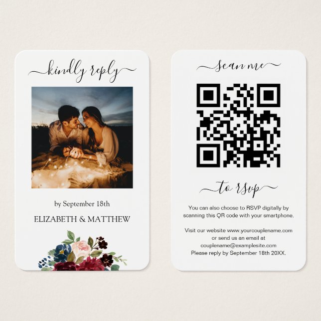 Burgundy Red Floral Photo QR Code Analysez-moi à R (Devant & derrière)