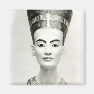 Bust of Queen Nefertiti Magnet