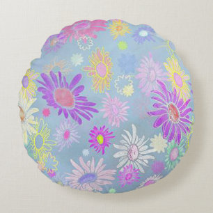 Bustling Daisies Indoor/Outdoor Round Throw Pillow
