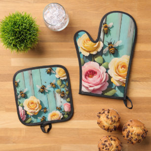 Busy Bees with Pink and Yellow Roses on Old Fence Oven Mitt & Pot Holder Set