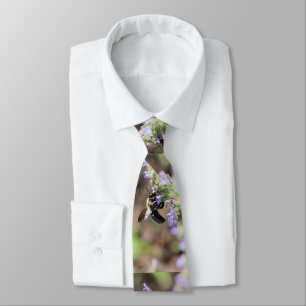 Busy bumble tie