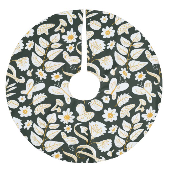 Butterflies & Flowers: Doodle Summer Pattern. Brushed Polyester Tree Skirt (Front)
