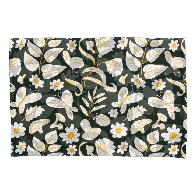 Butterflies & Flowers: Doodle Summer Pattern. Pillowcase (Front)