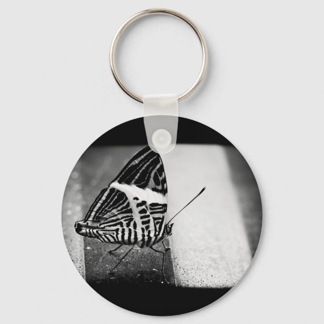 butterfly crossing keychain (Front)