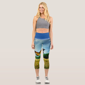 Butterfly Field Capri Leggings