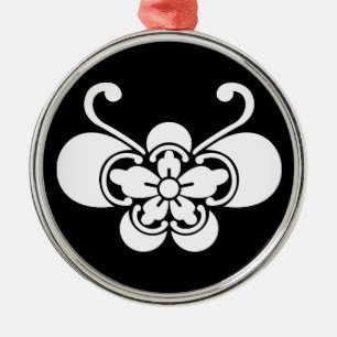 Butterfly-shaped goka metal ornament