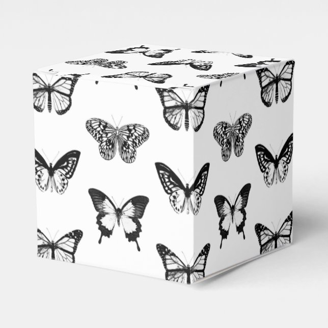 Butterfly sketch, black and white favor box (Front Side)