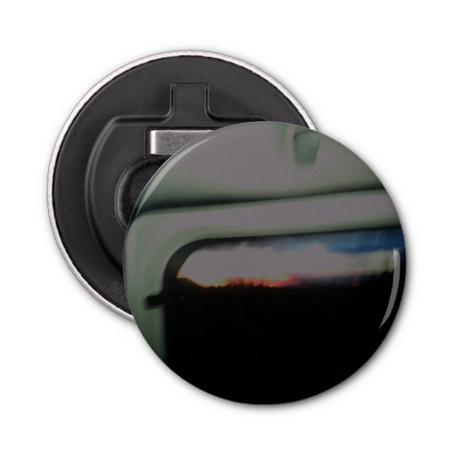 button bottle opener (Front)