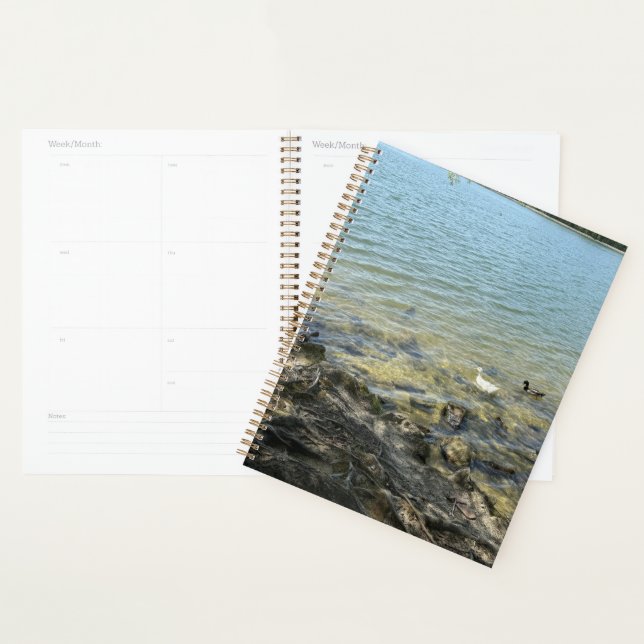 By the lake planner (Display)