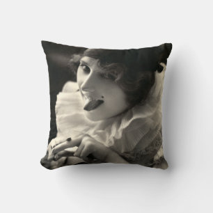 C. 1910 Pretty Woman's Taunt Throw Pillow