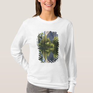 CA, Yosemite NP, El Capitan reflected in Merced T-Shirt