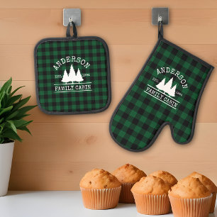 Cabin Family Name Green Plaid Oven Mitt & Pot Holder Set