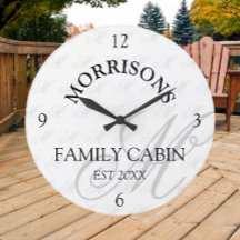 Cabine famille Monogramme Motif Horloge ronde