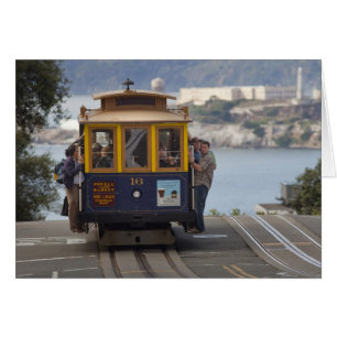 Cable car chugs up Hyde Street in San
