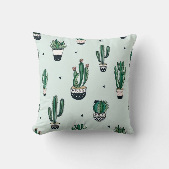 Cacti-succulents, hand-drawn seamless pattern. throw pillow (Front)