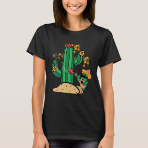 cactus music singing guitar sombrero mexicano dese T-Shirt