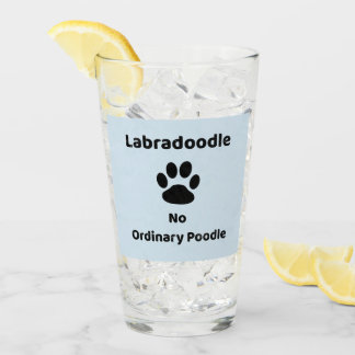 Cadeau en verre de chien de Labradoodle