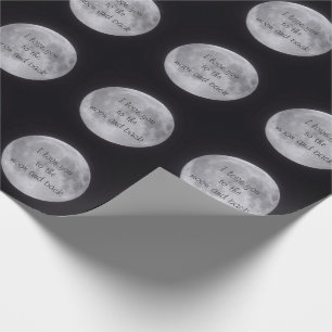 Cadeau Je t'aime au papier d'enveloppement de la lune et