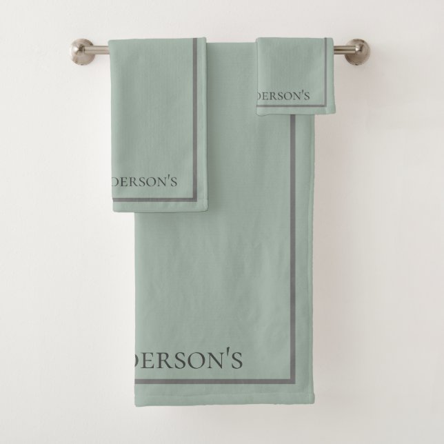 Cadeau Monogramme Vert Sauge Gris Bordure (En situation)