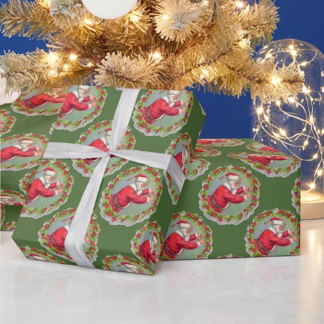 Cadeau Père Noël dans un papier d'enveloppement de couron (Vacances)