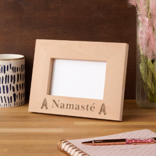 Cadre photo personnalisé Namasté gravé en bois