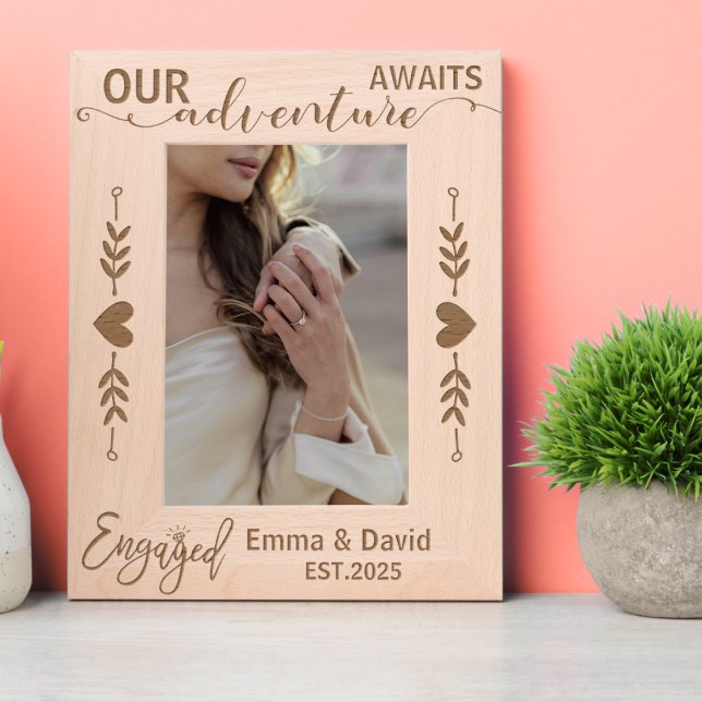 Cadres Gravés Bague de fiançailles Mariage Bohème Couple Aventur (Engagement engaged she said yes first christmas home decor keepsake fun love calligraphy memories  )