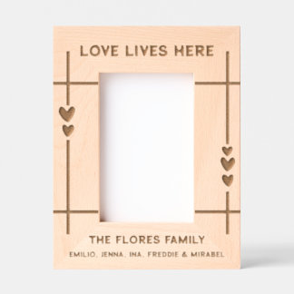 Cadres Gravés Charmant Amour Vit Ici Coeurs Famille