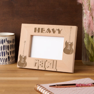 Cadres gravés en métal lourd