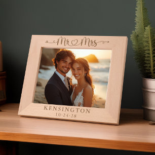 Cadres Gravés Flèche de coeur de script M. Mme Newlyted Mariage