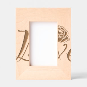 Cadres Gravés L'amour en fleur : Une typographie élégante avec u