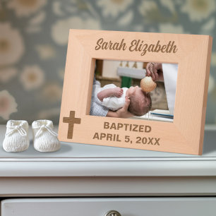 Cadres Gravés Nom et date personnalisés de la croix de baptême