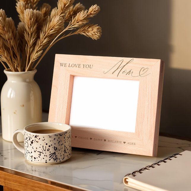 Cadres Gravés Nous t'aimons Maman Script Coeur Enfants Nom Keeps (We Love You Mom Script Heart Kids Names Keepsake Etched Frames)
