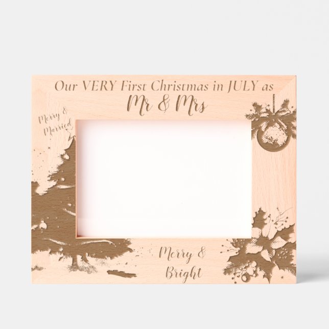 Cadres Gravés Trendy Our Very First Christmas in JULY  (Recto)