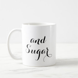 Café avec la tasse de crème et de sucre