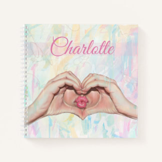 Cahier à spirale carré Heart Hands Kiss Art