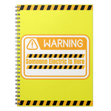 Cahier Attention il y a quelqu'un d'électrique ici