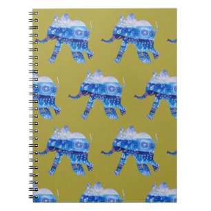 Cahier d'illustration bébé éléphant mandala