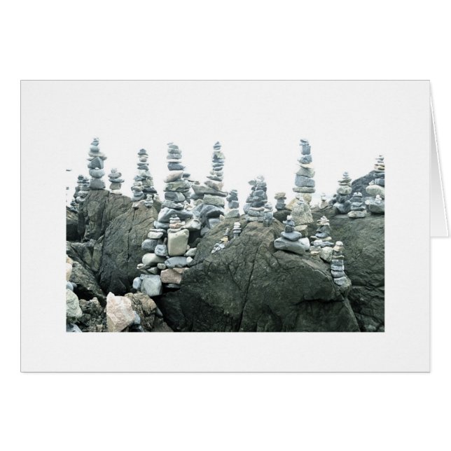 Cairns (petites sculptures en pierre) (Devant Horizontal)