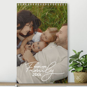 Calendrier 2025 Family Custom Photo Chic Script